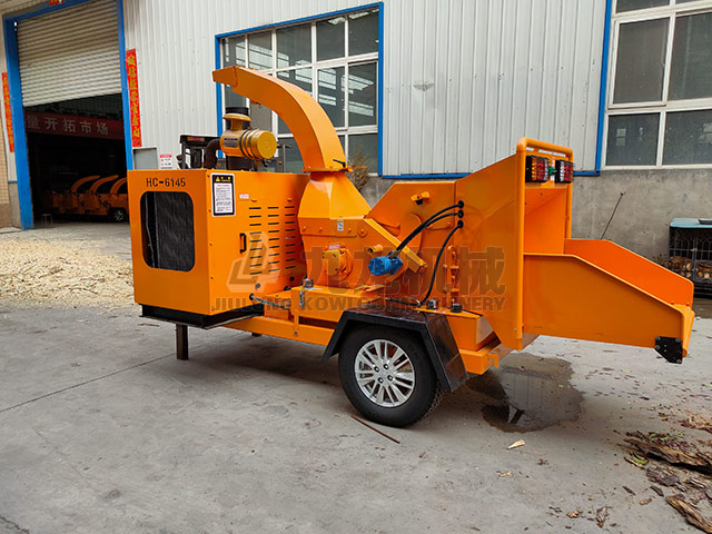 树枝粉碎机正逐渐成为园林修剪中的得力助手